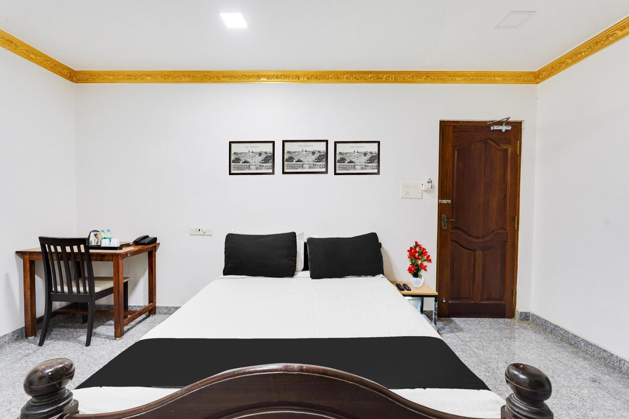 Super Hotel O White Town Formerly Seascape Residency Pondicherry Bagian luar foto